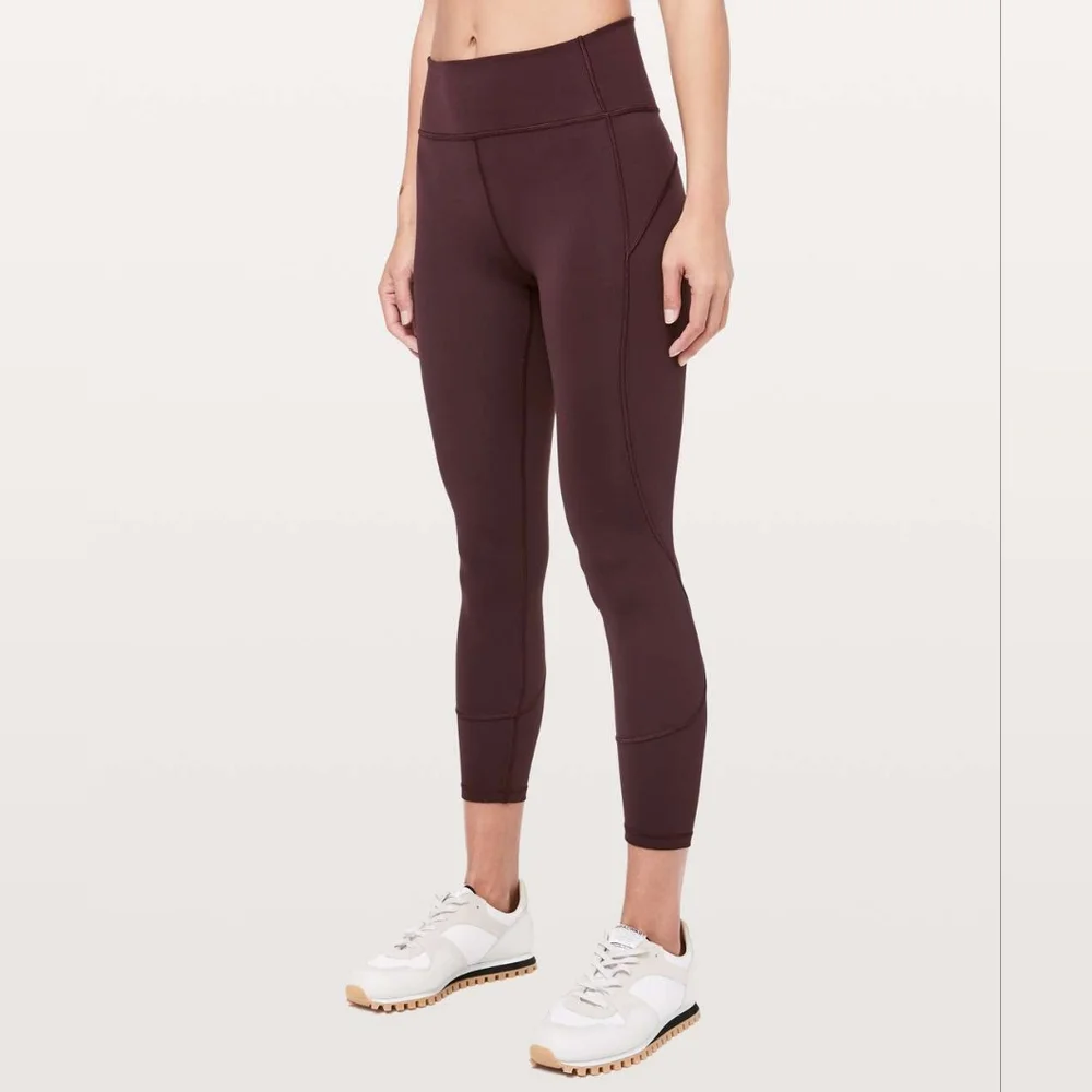 Lululemon In Movement 7/8 Tight Everlux 25